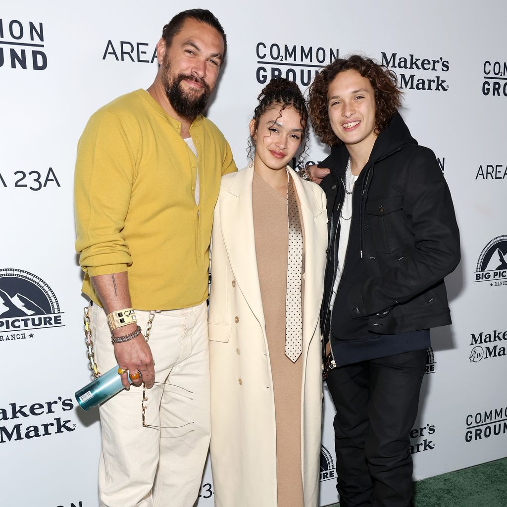 Jason Momoa mit seinen Kindern Lola und Nakoa-Wolf