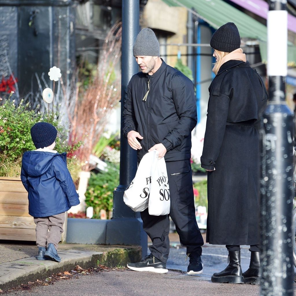 Jason Statham und Rosie Huntington-Whiteley mit ihrem Sohn Jack in London