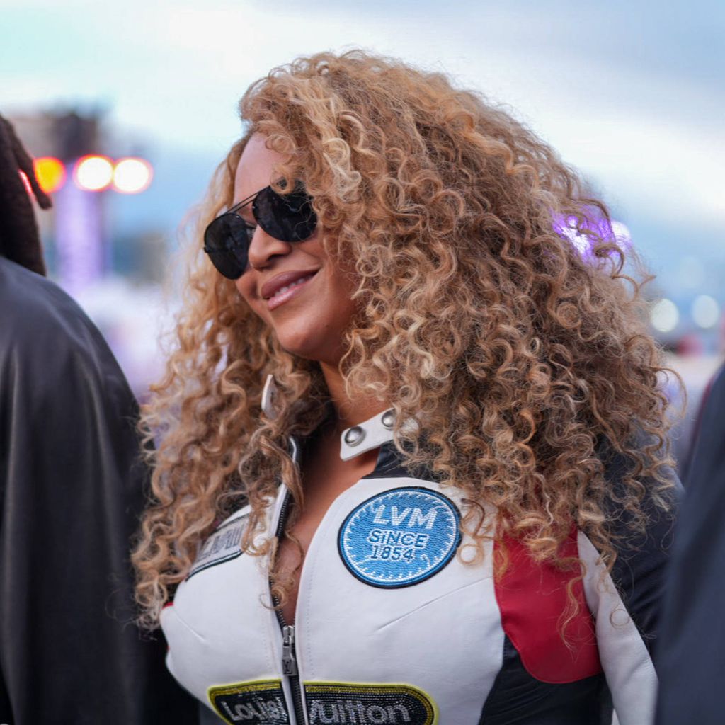 Jay-Z und Beyoncé auf einem Pressefoto vom Las Vegas Grand Prix im November 2025