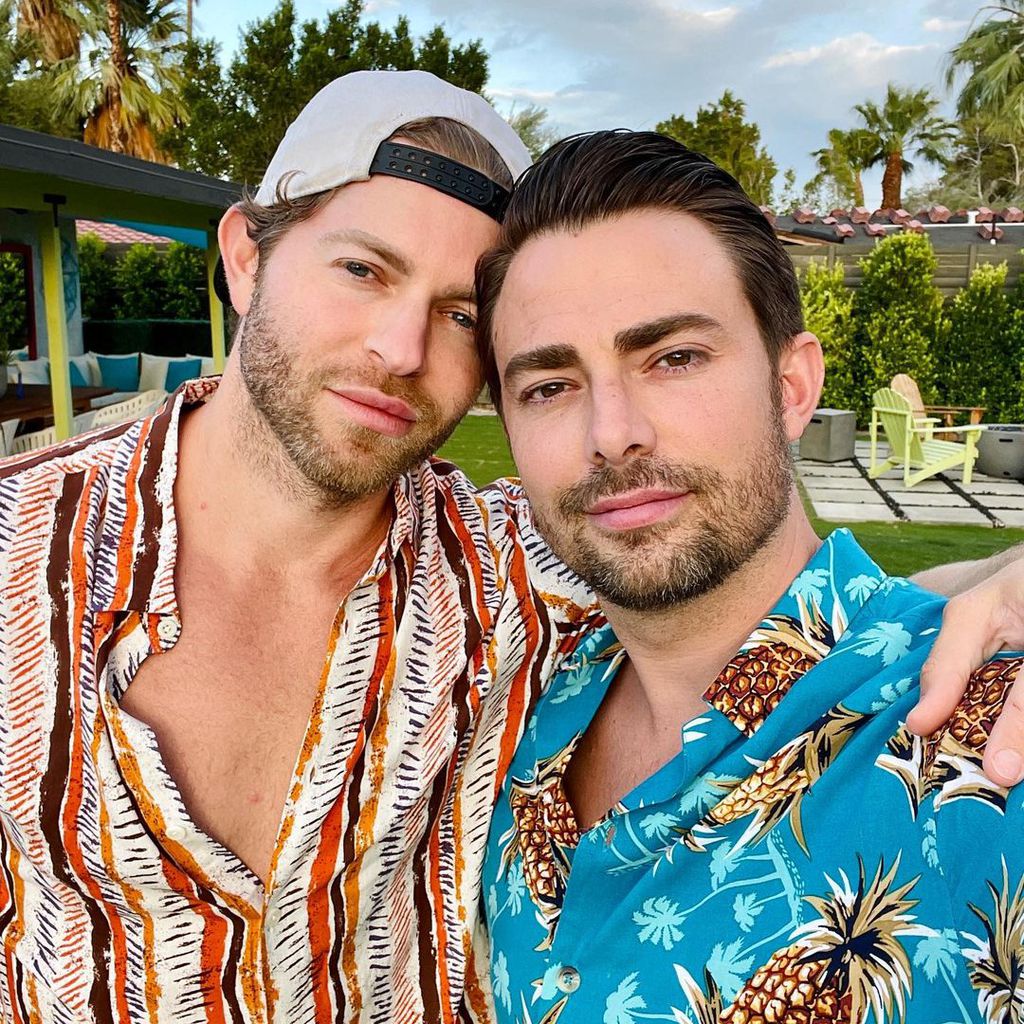 Jaymes Vaughan und Jonathan Bennett, April 2021