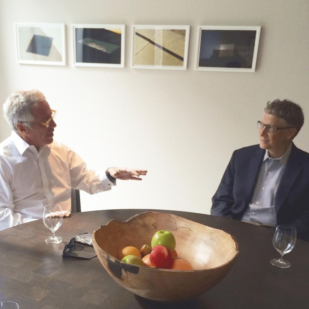 Jeffrey Epstein und Bill Gates auf einem von der US-Justiz veröffentlichten Foto aus den Epstein-Akten