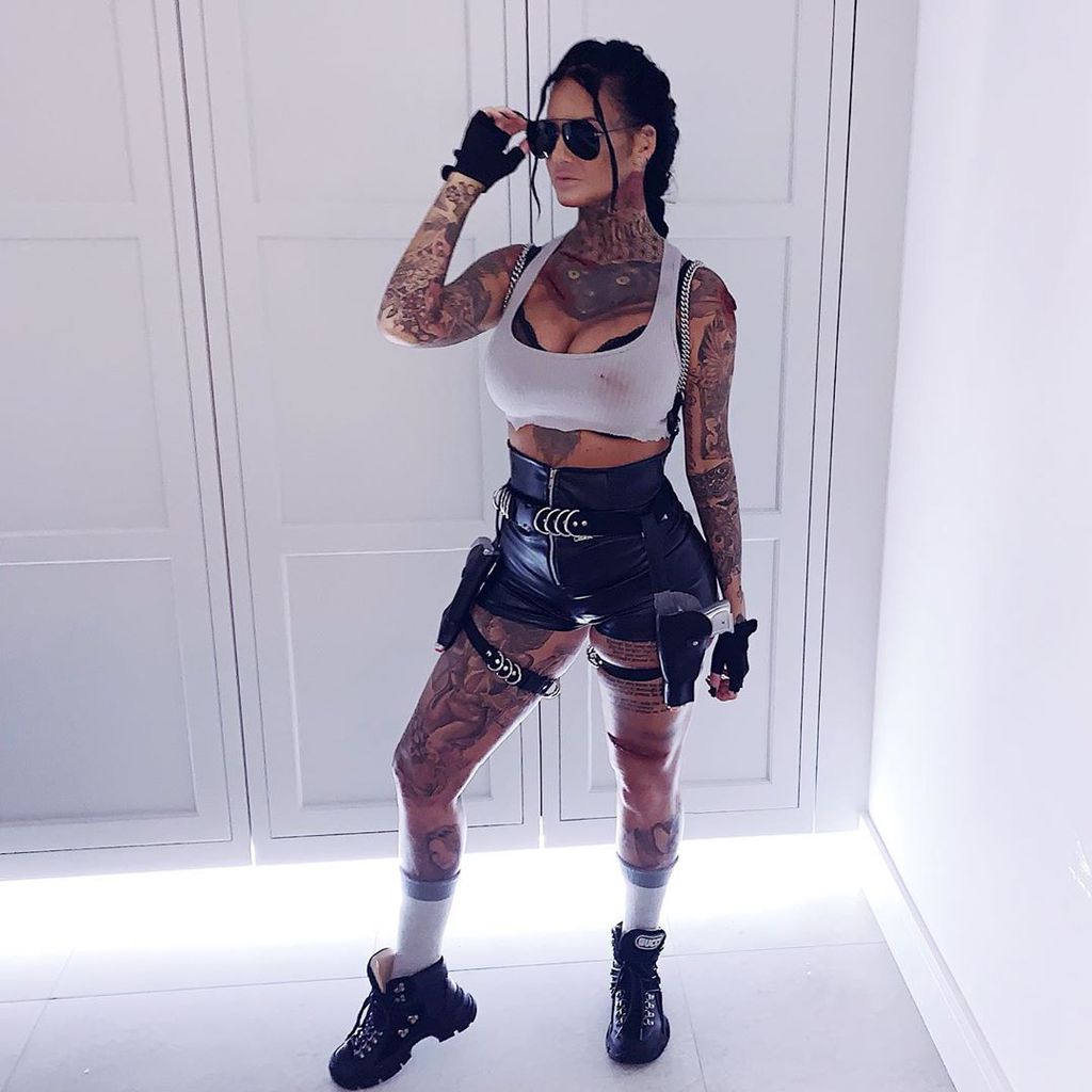 Jemma Lucy als Lara Croft