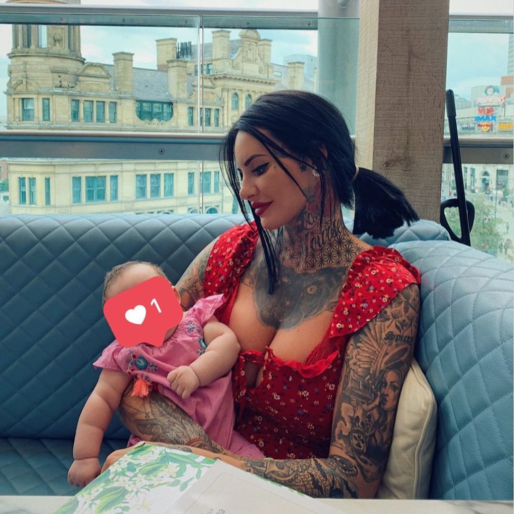 Jemma Lucy mit ihrer Tochter