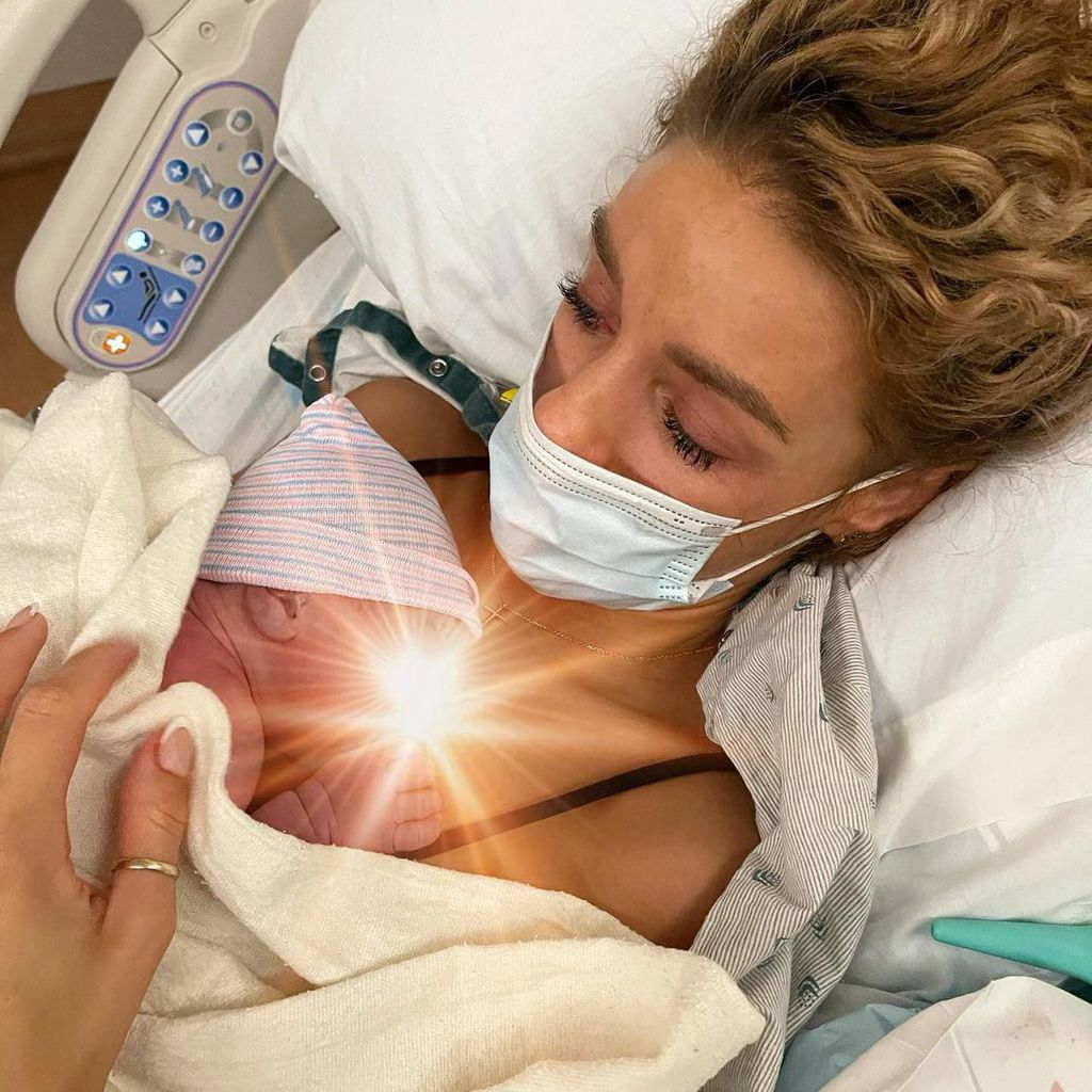 Jena Frumes und ihr Sohn