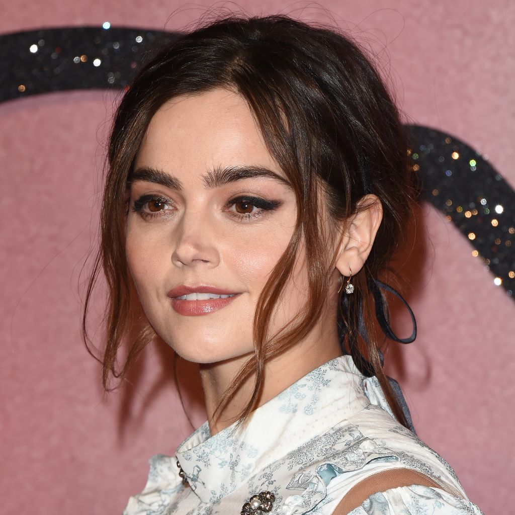 Jenna Coleman bei den The Fashion Awards 2016