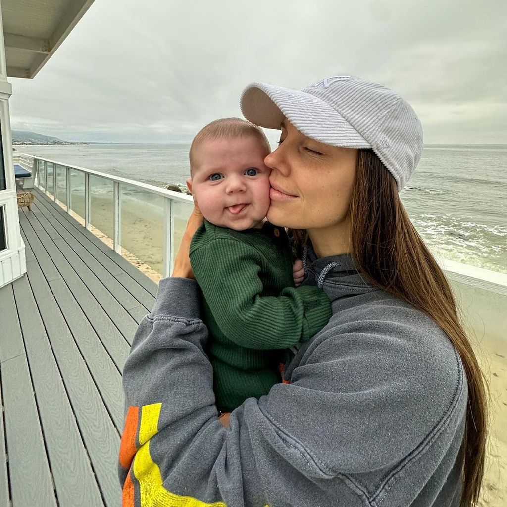 Jenna Johnson mit ihrem Sohn