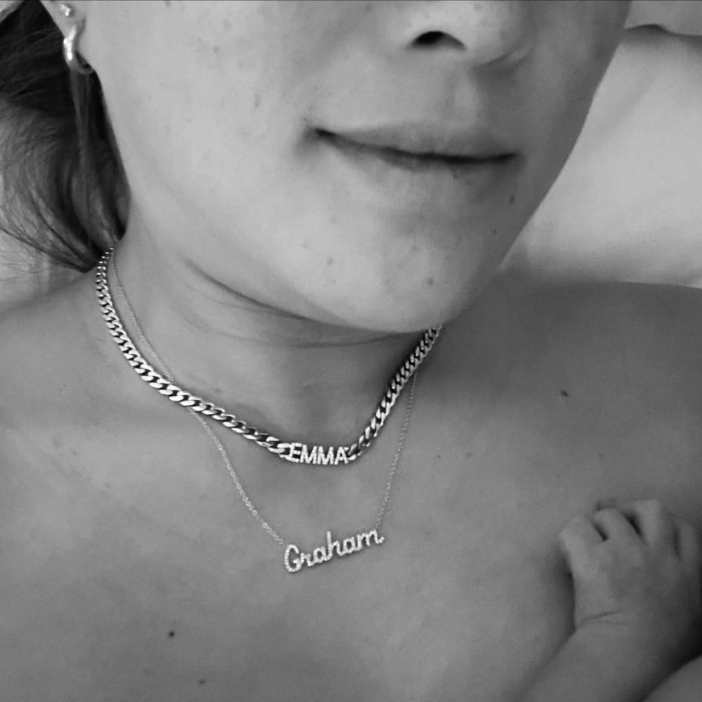 Jenna Ushkowitz mit ihrem Baby, November 2024