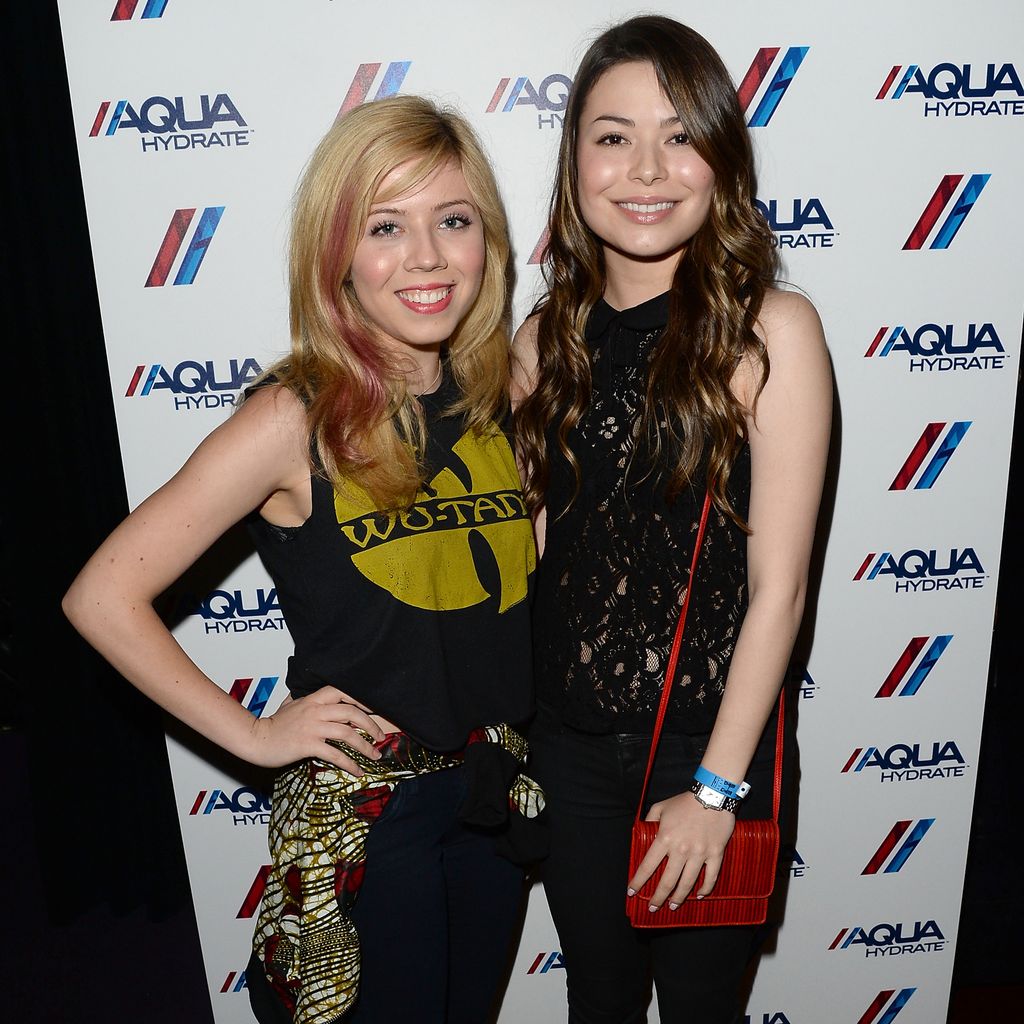 Jennette McCurdy und Miranda Cosgrove bei einem Event in Los Angeles im Juli 2013