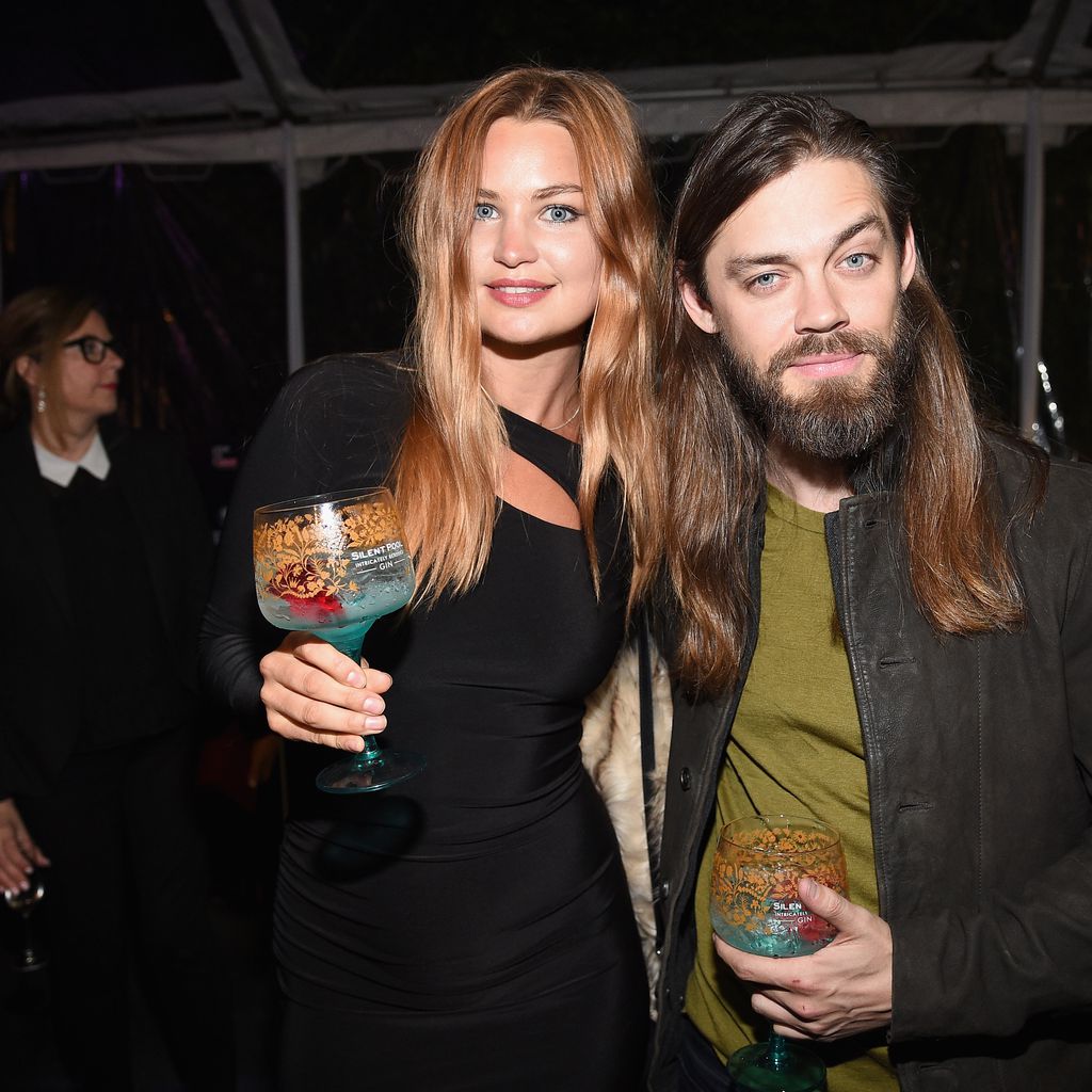 Jennifer Akerman und Tom Payne