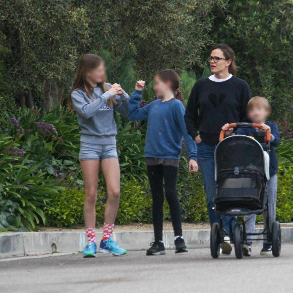 Jennifer Garner mit ihren Kindern Violet, Seraphina und Samuel