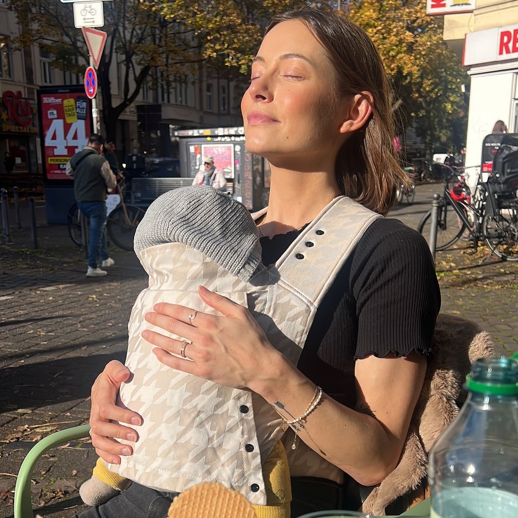 Jennifer Lange, TV-Bekanntheit