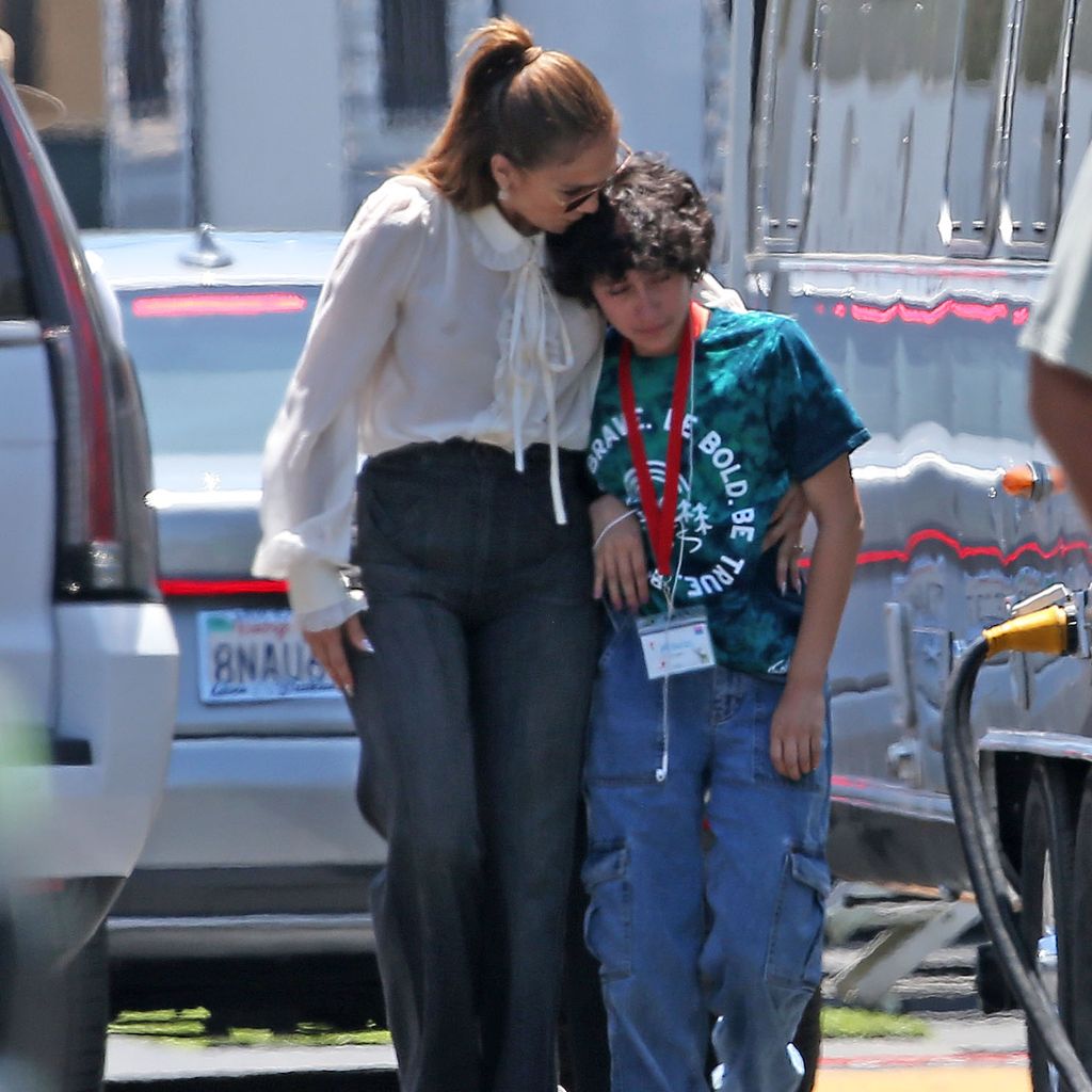 Jennifer Lopez gemeinsam mit ihrer Tochter Emme im Juni 2022