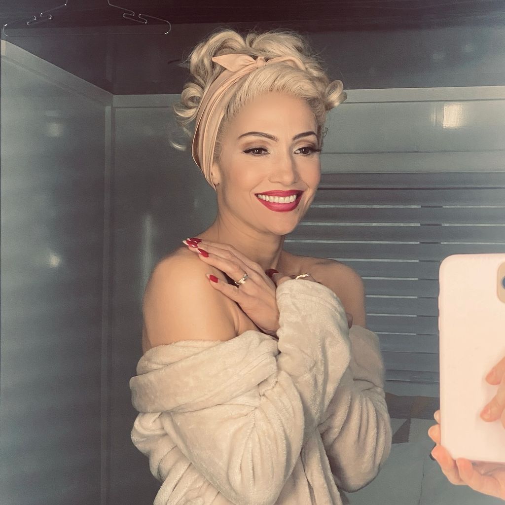 Jennifer Lopez beim Dreh von "Kuss der Spinnenfrau"