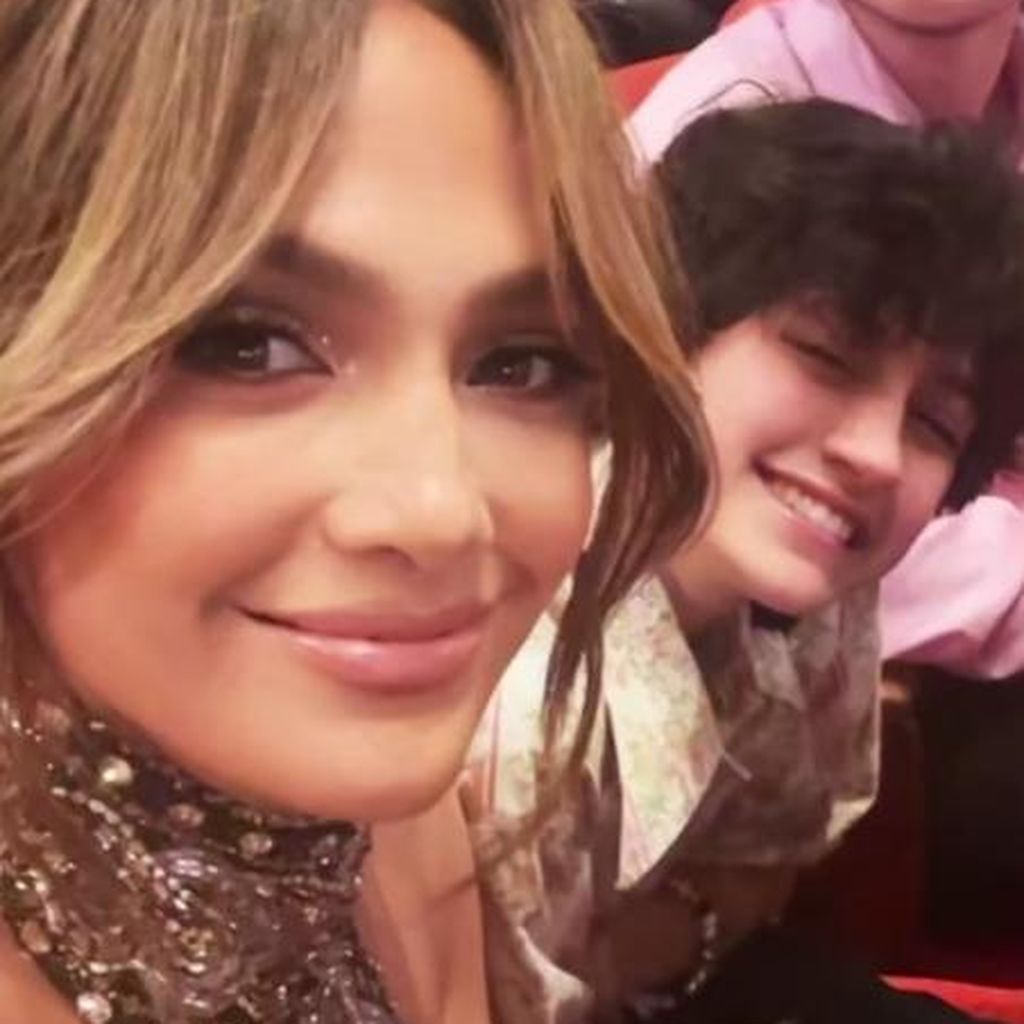 Jennifer Lopez und Emme Maribel Muñiz, November 2024