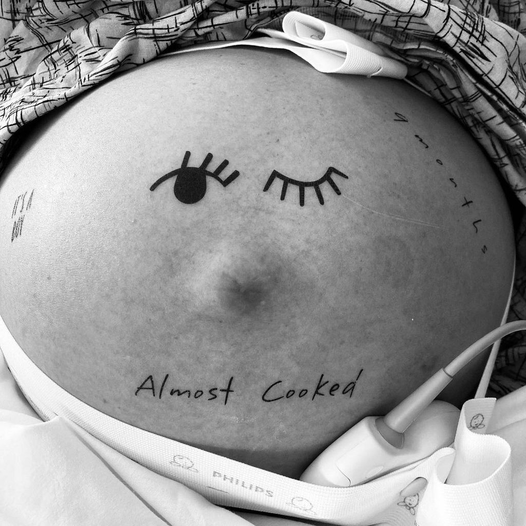 Jennifer Love Hewitts Babybauch