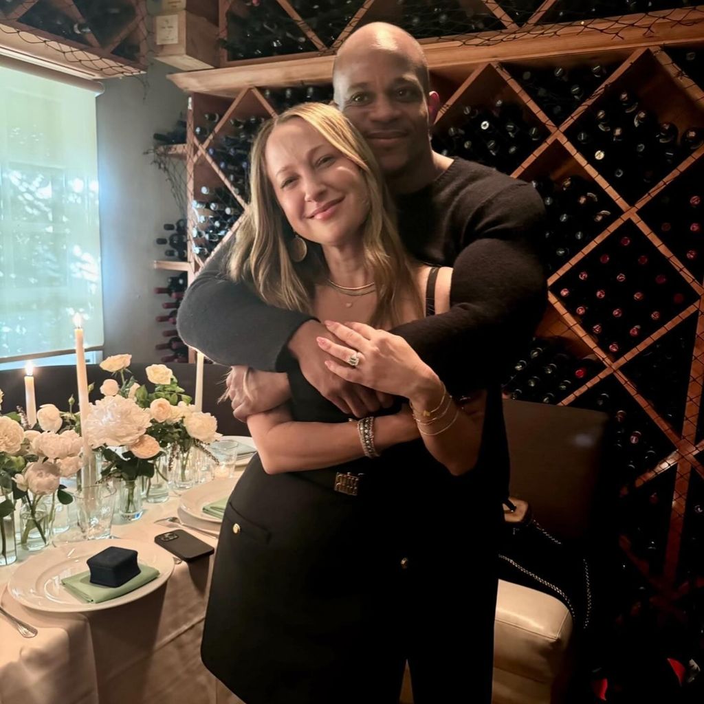 Jennifer Meyer und ihr Verlobter Geoffrey im September 2024