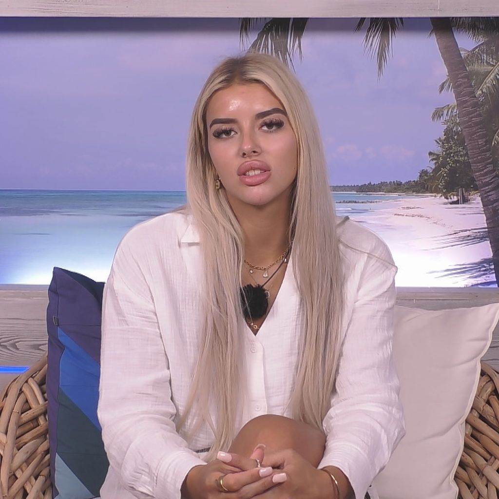 Jenny bei "Love Island" 2023