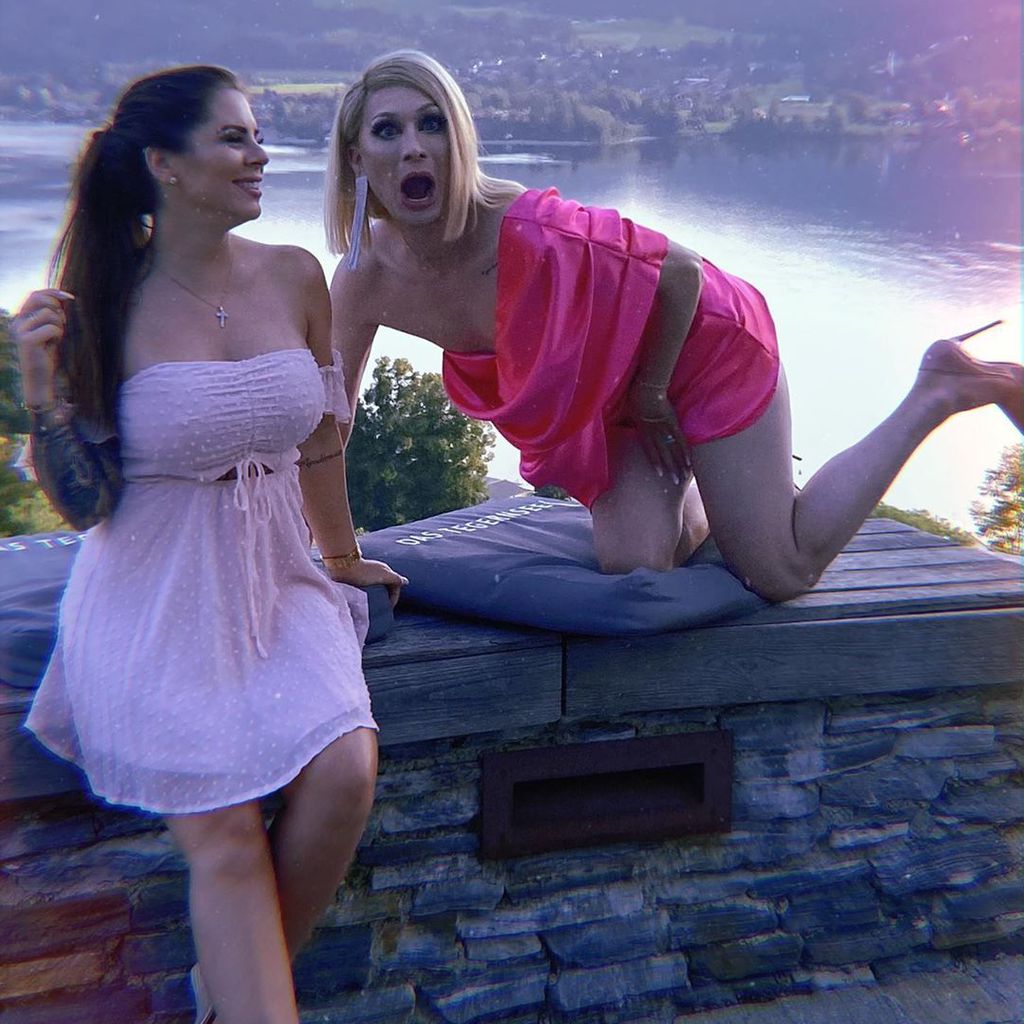 Jenny Frankhauser und Candy Crash