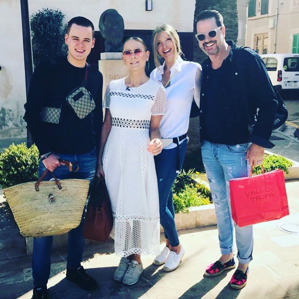 Jenny und Paul Elvers mit Britt und Alex Jolig, Mai 2019