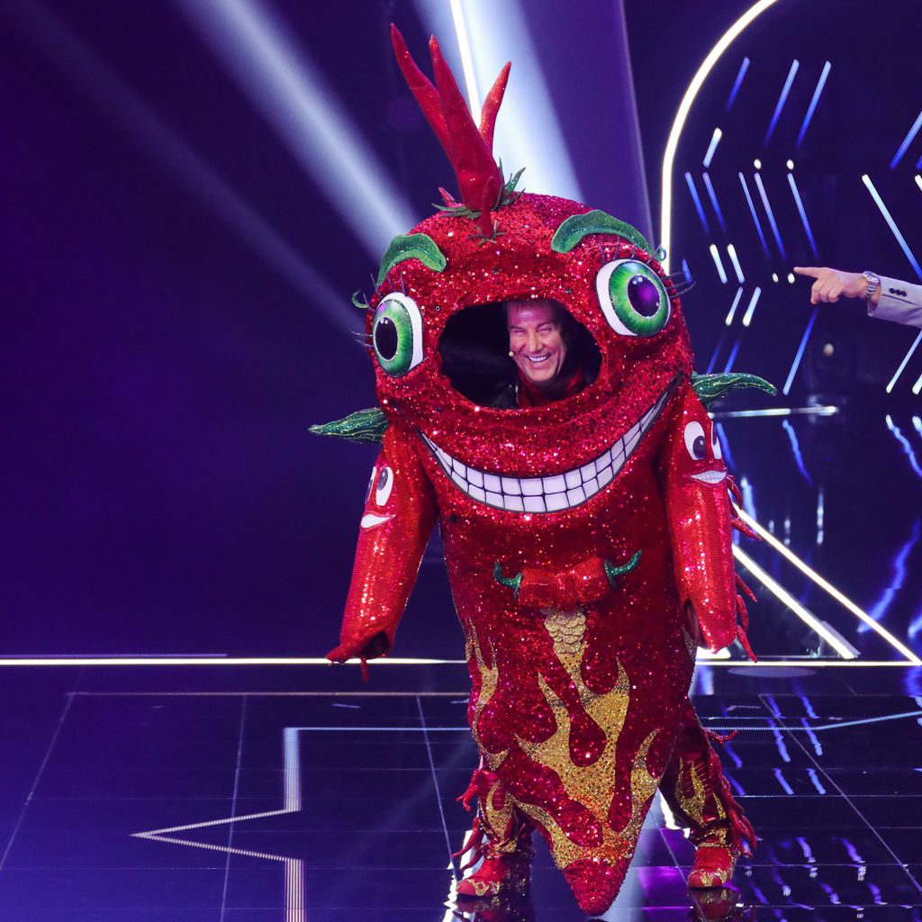 Jens Riewa und Matthias Opdenhövel bei "The Masked Singer" in Köln im Oktober 2021