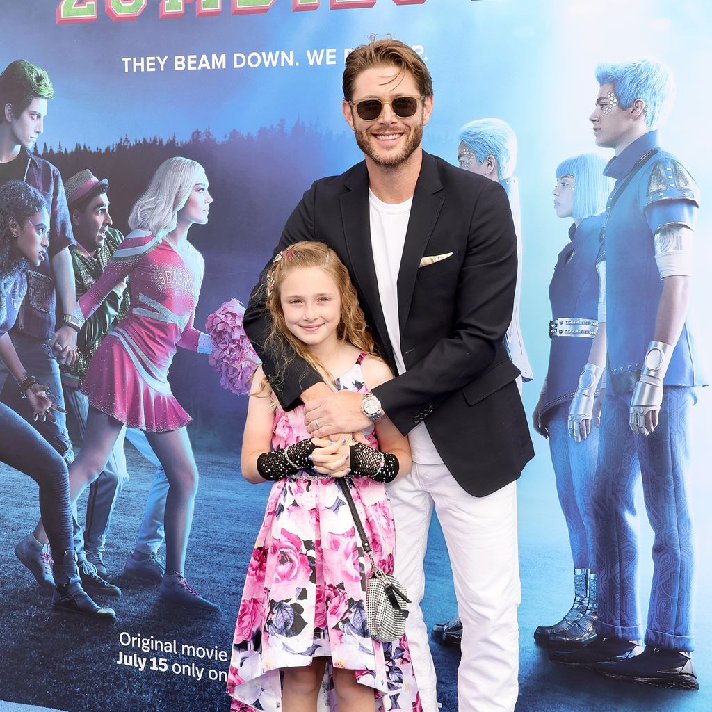 Jensen Ackles und seine Tochter Justice Jay bei der Premiere von "Zombies 3"
