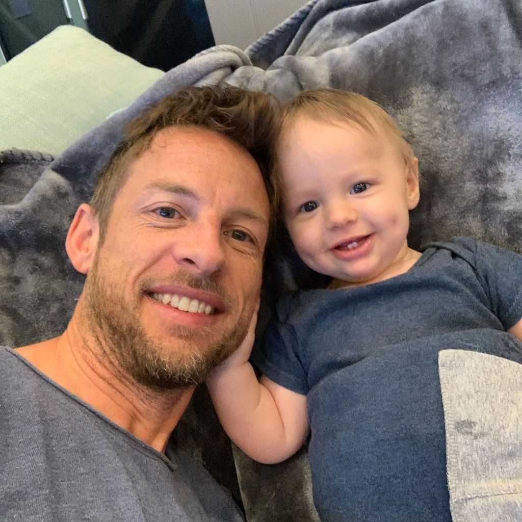 Jenson Button mit seinem Sohn Hendrix, Mai 2020