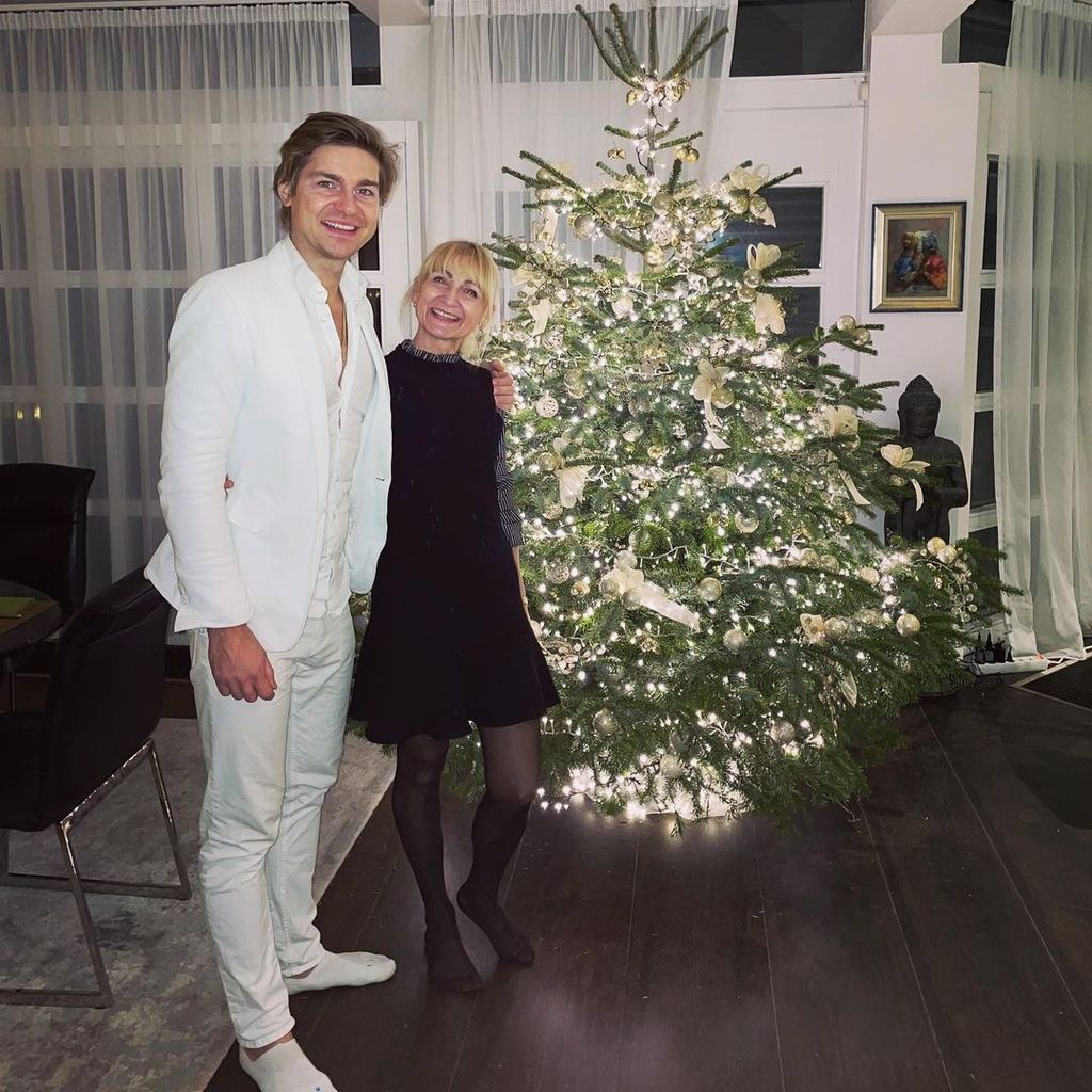 Jeremy Fragrance und seine Mama an Weihnachten 2022