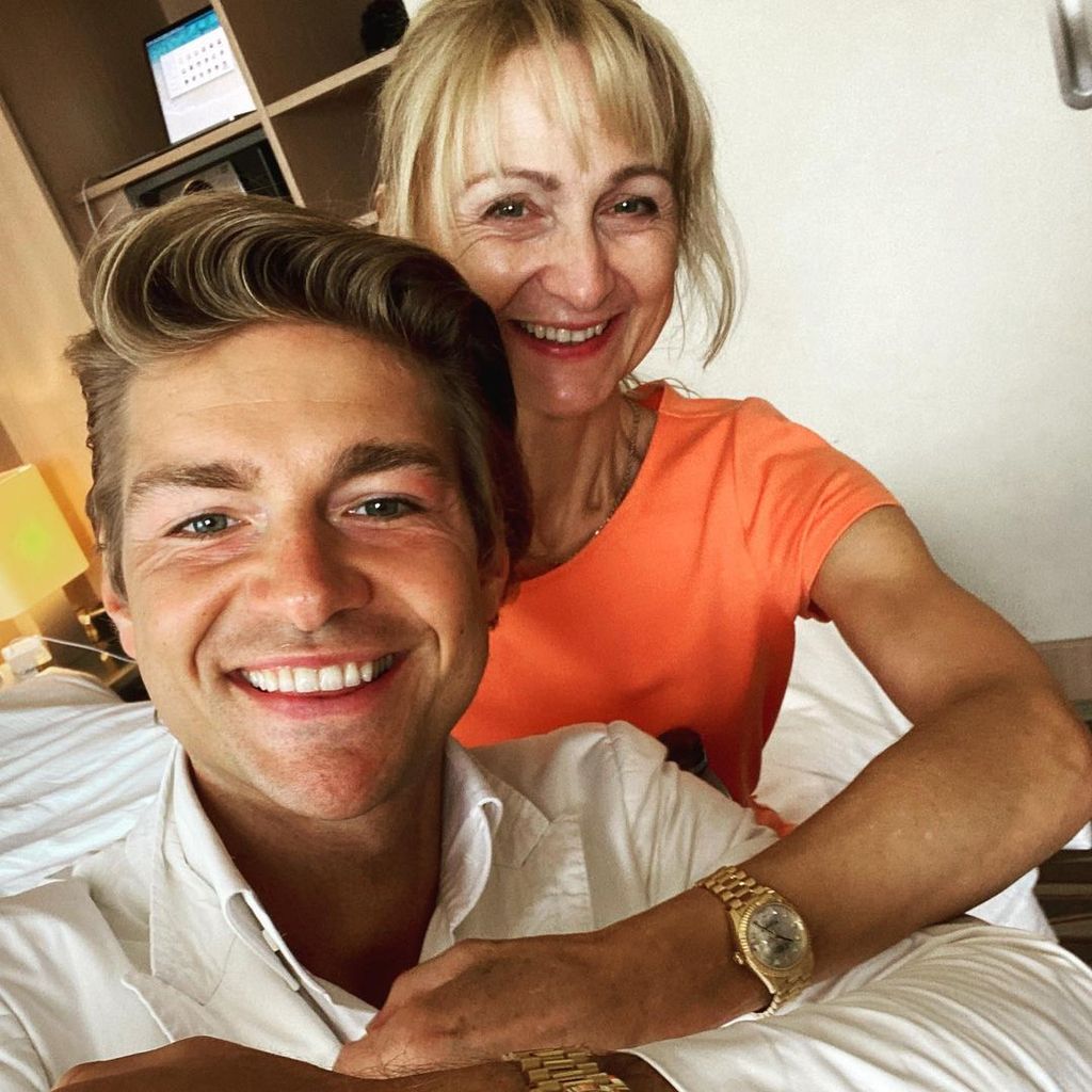 Jeremy Fragrance und seine Mutter Yolanda Sredzinski im Juni 2021