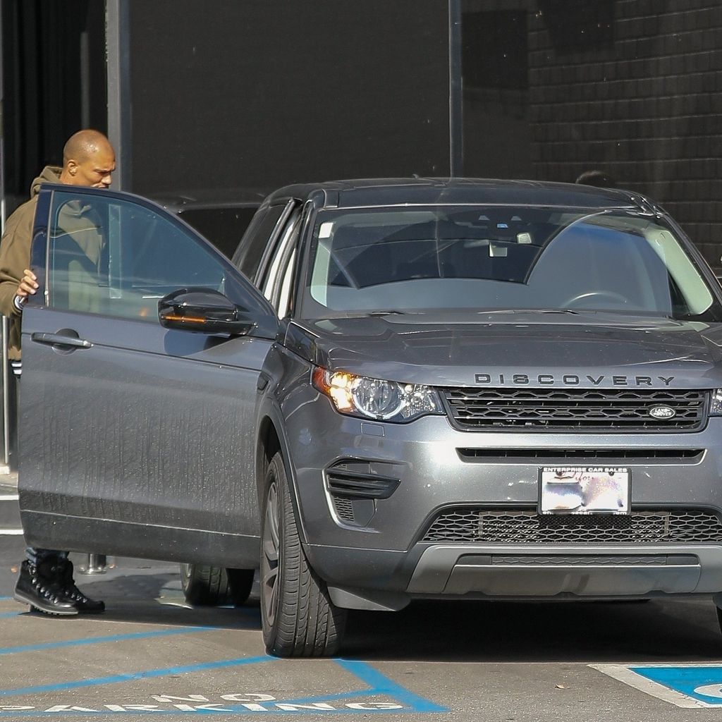 Jeremy Meeks mit unbekannter Frau, November 2019 in Beverly Hills