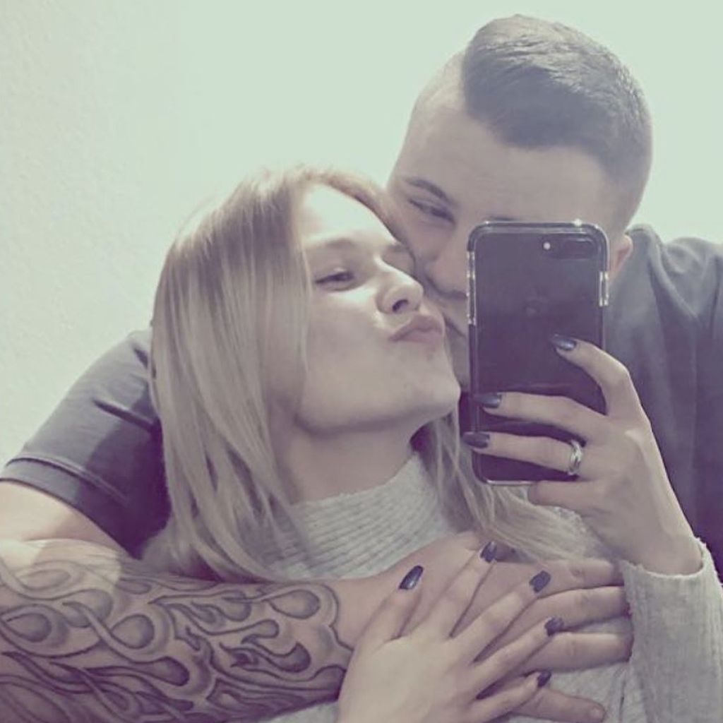 Jeremy-Pascal Wollny und seine Freundin Celine im Januar 2022