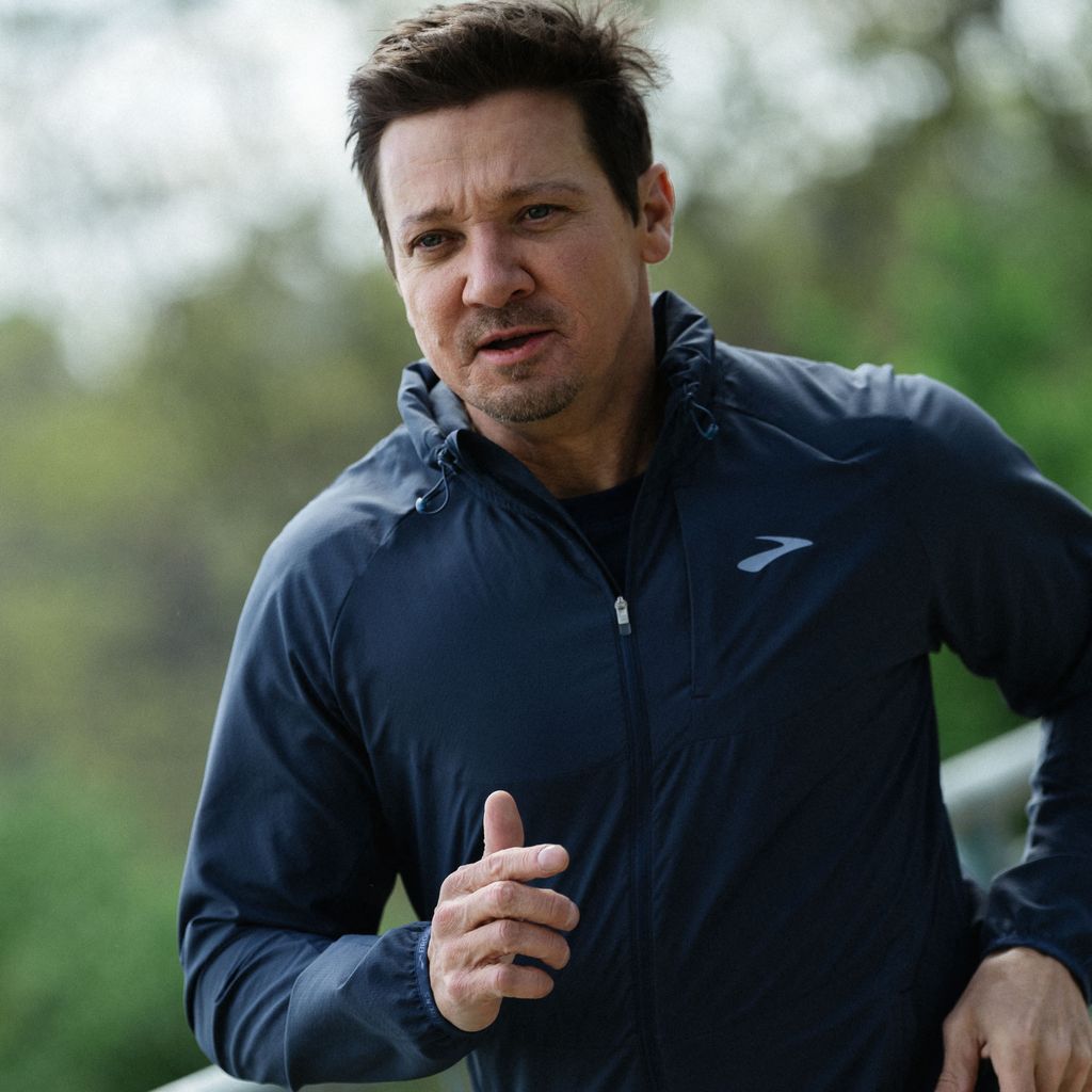 Jeremy Renner in der "Let's Run There" Kampagne, Mai 2024