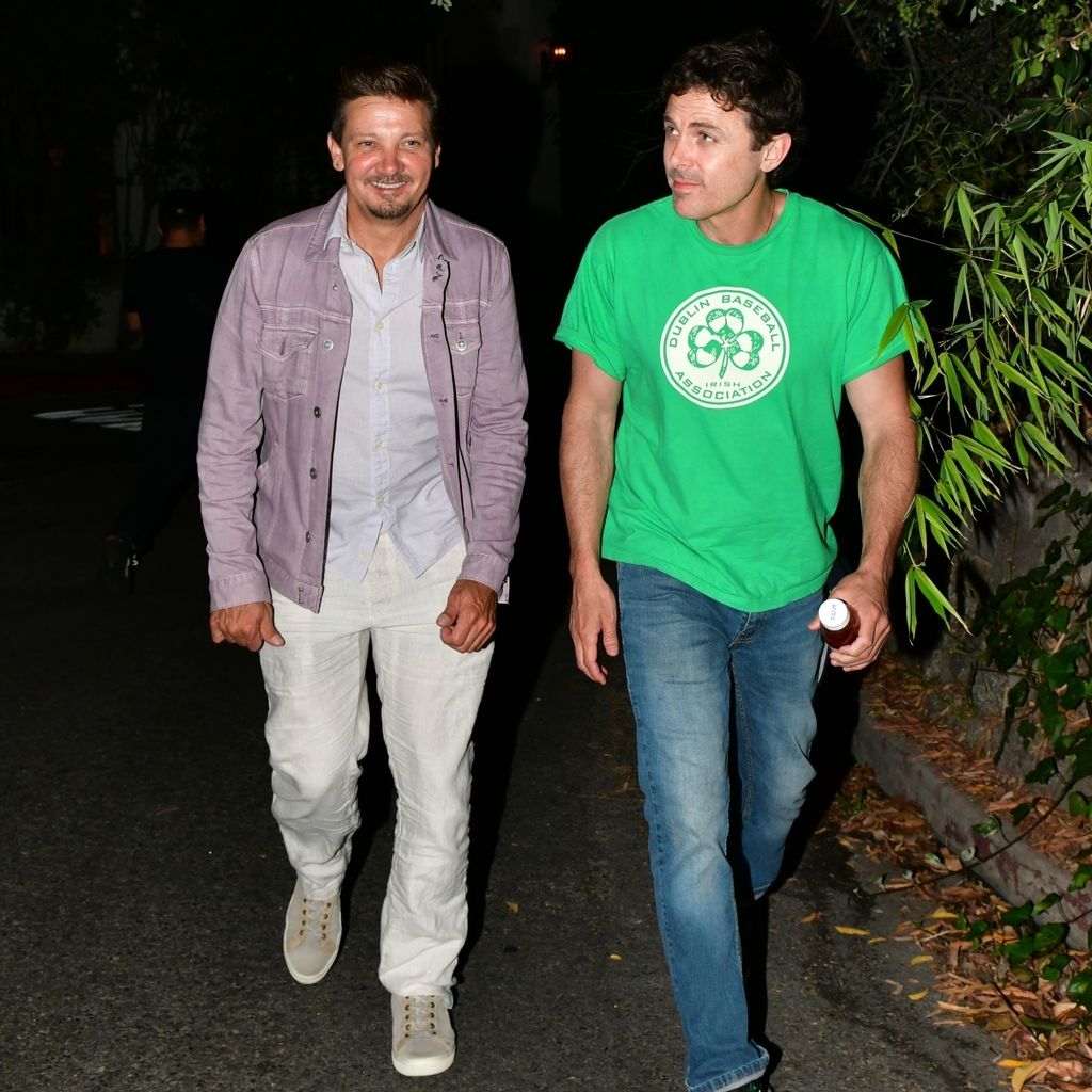 Jeremy Renner und Casey Affleck im Juli 2023 in Los Angeles