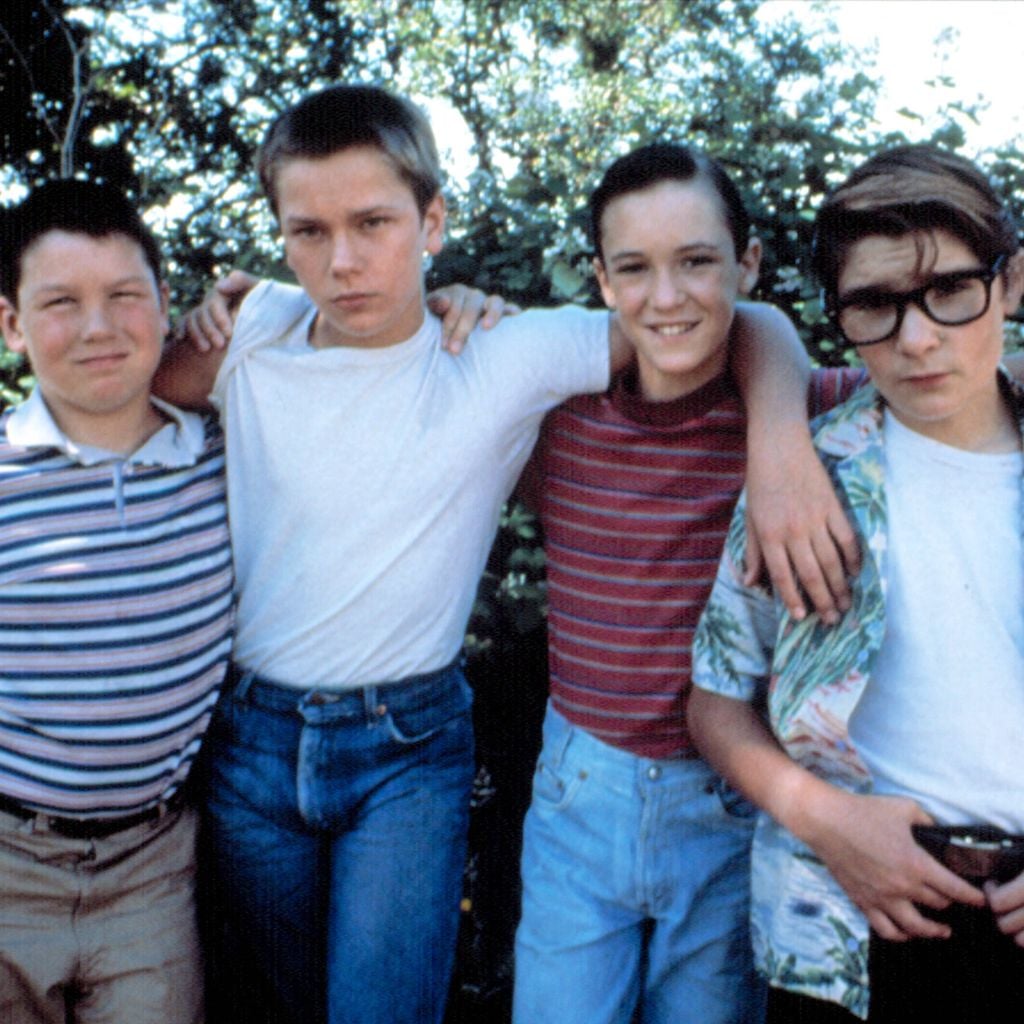 Jerry O’Connell, River Phoenix, Wil Wheaton und Corey Feldman in einer Szene aus "Stand by Me" (1986)