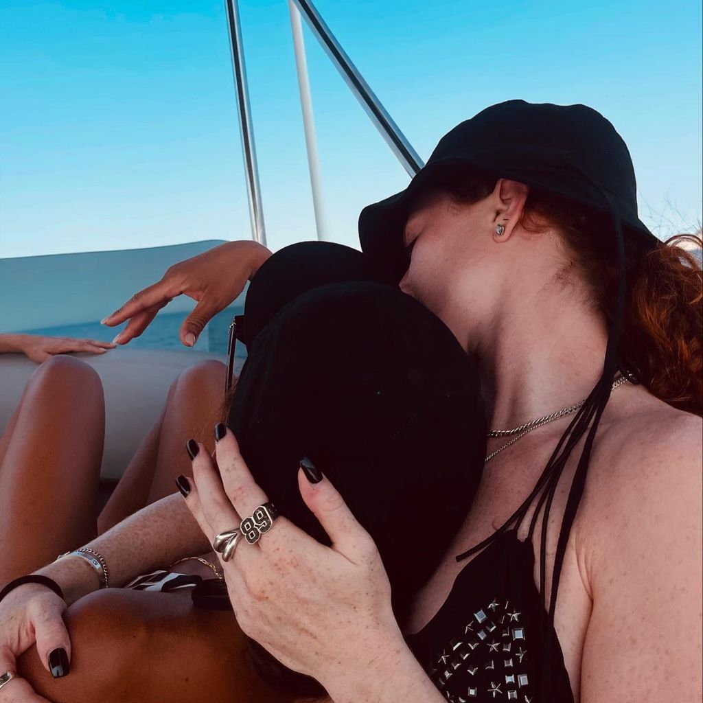 Jess Glynne und Alex Scott