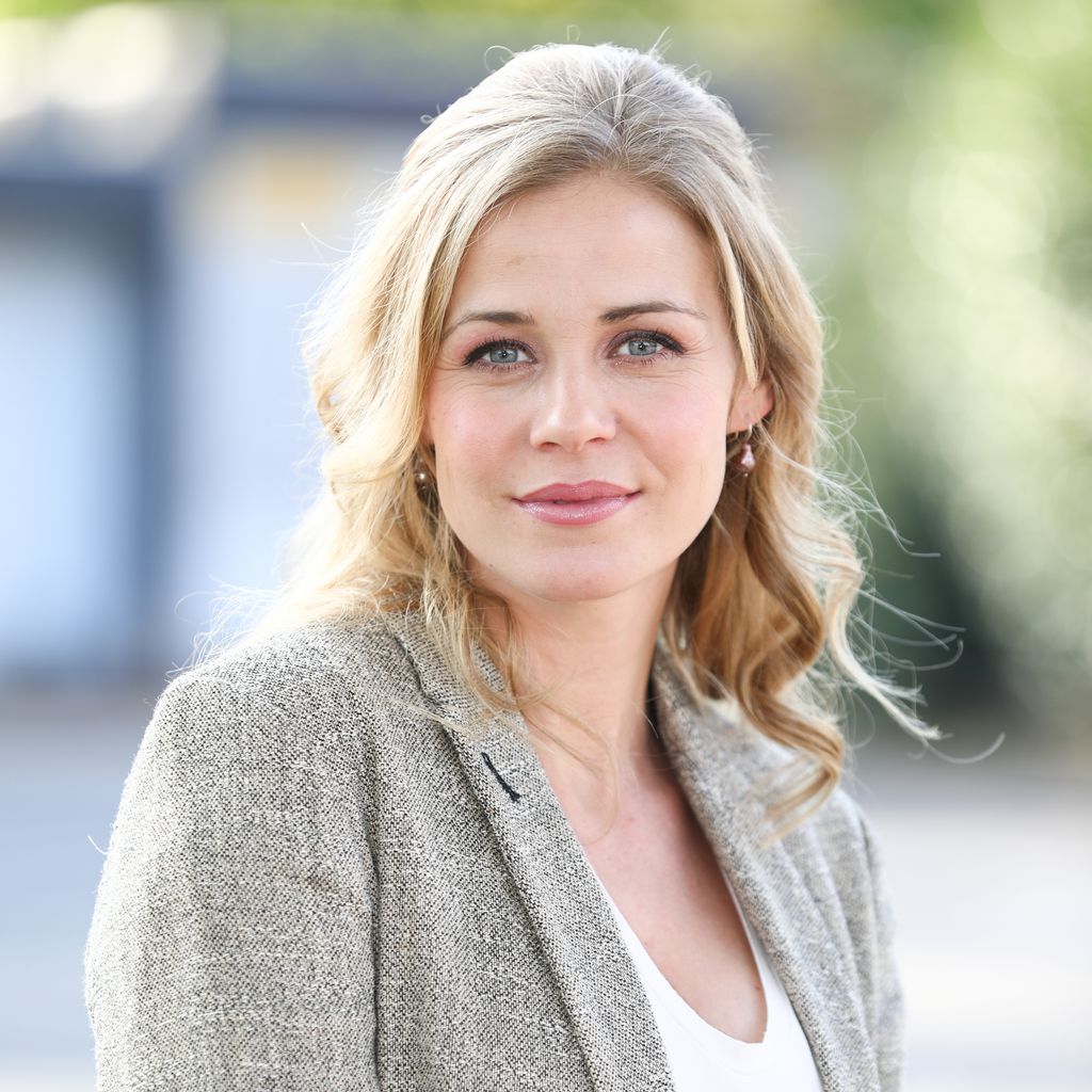 Jessica Ginkel bei Dreharbeiten zur RTL-Serie "Der Lehrer"