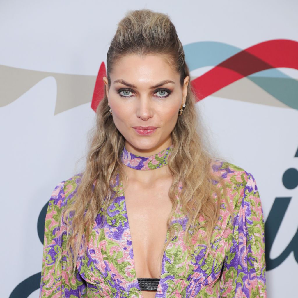 Jessica Hart, Laufstegschönheit
