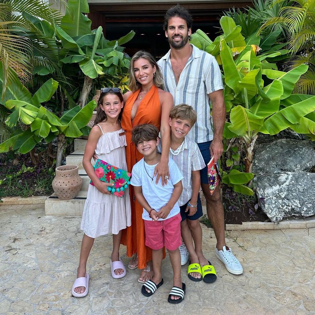 Jessie James Decker und Eric Decker mit ihren Kindern