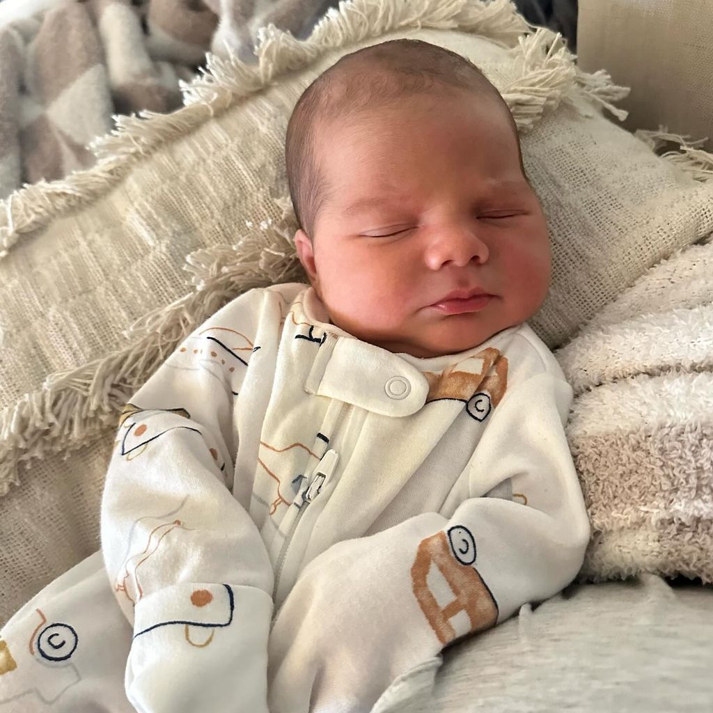 Jessie James Deckers Sohn Denver