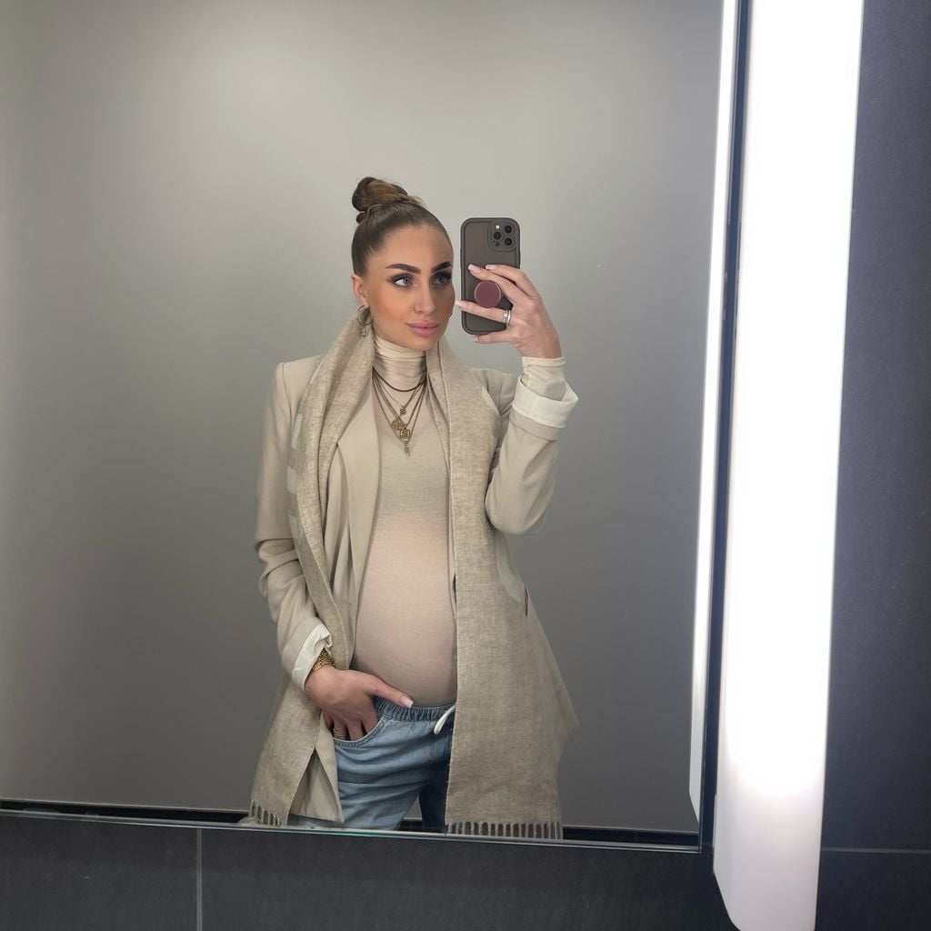 Jil Rock, schwangere Reality-TV-Bekanntheit