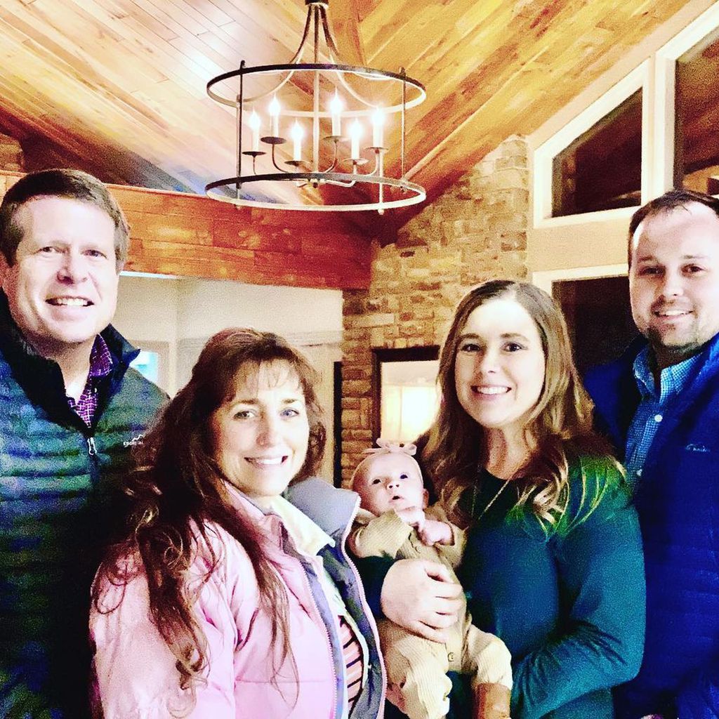 Jim Bob und Michelle Duggar mit Anna und Josh Duggar
