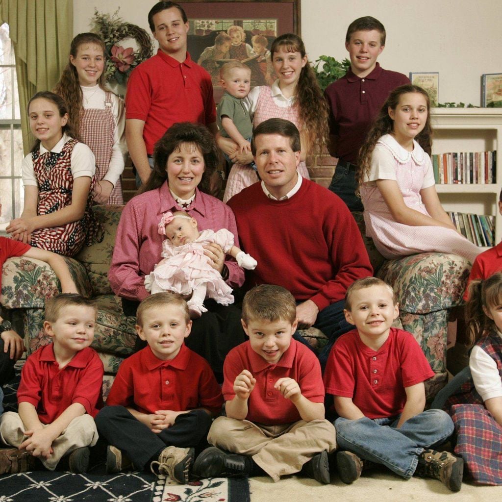 Die Duggars: Jim Bob und Michelle mit ihren 16 Kindern in Springdale, Arkansas, am 14. Dezember 2005