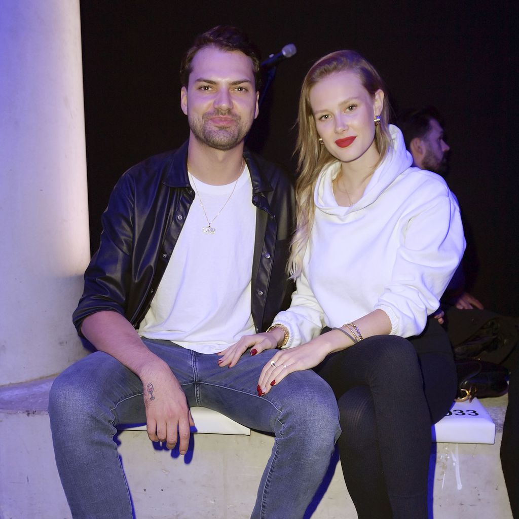 Jimi Blue Ochsenknecht und Laura Marie Geissler, Oktober 2022 in Berlin