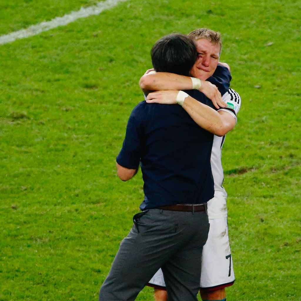 Joachim Löw und Bastian Schweinsteiger nach dem WM-Finale 2014