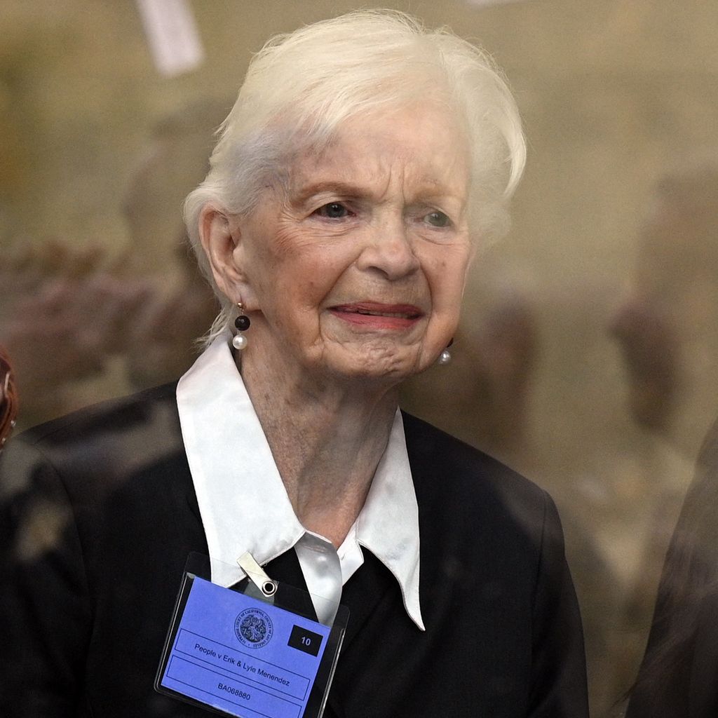 Joan VanderMolen, Schwester von Kitty Menendez