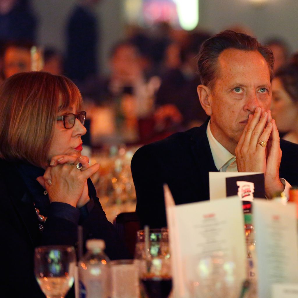 Joan Washington und Richard E. Grant im Jahr 2016