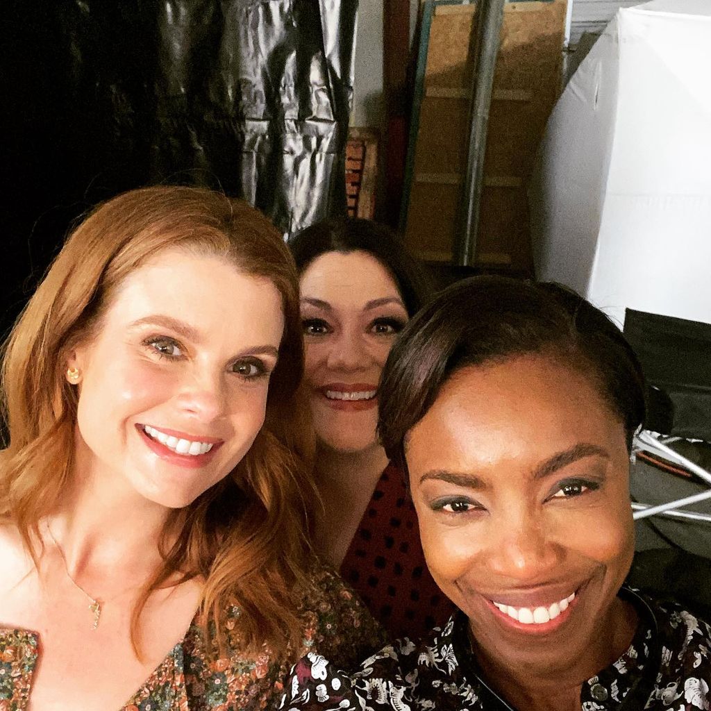 Joanna García, Brooke Elliott und Heather Headley