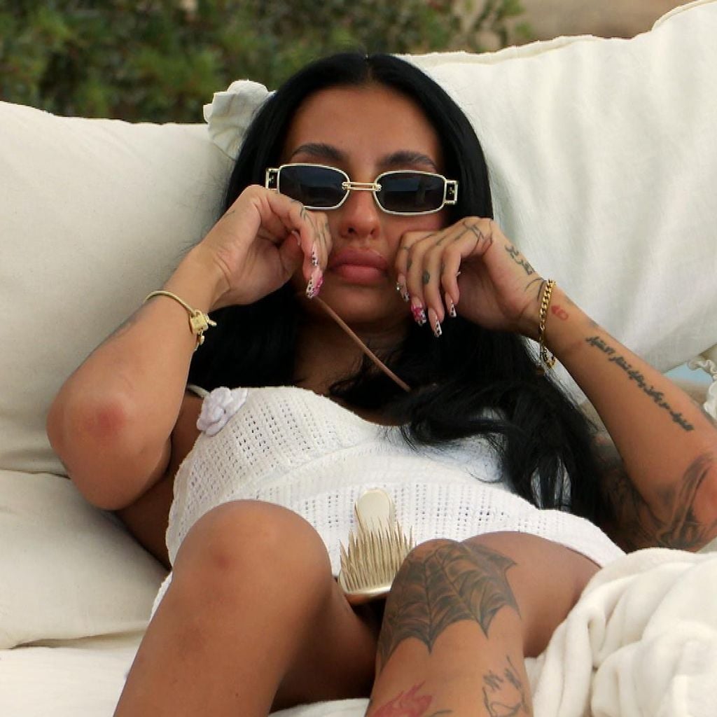 Joanna Lamprianidou in "Match My Ex"