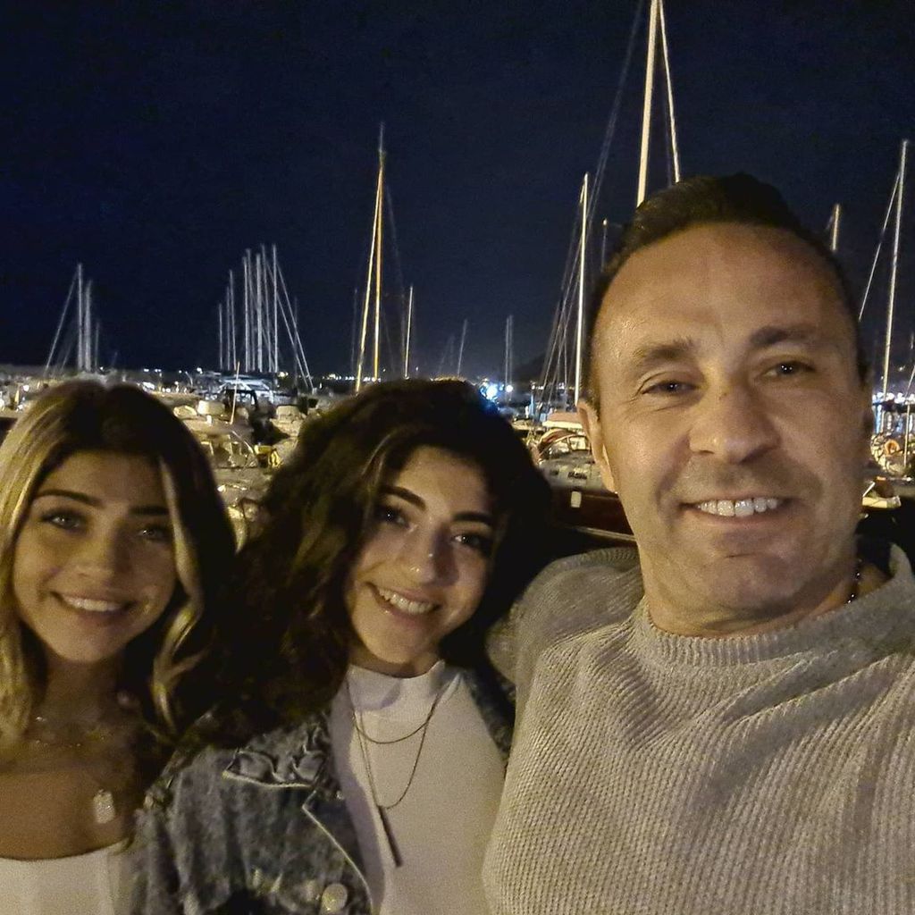 Joe Giudice mit seinen Töchtern