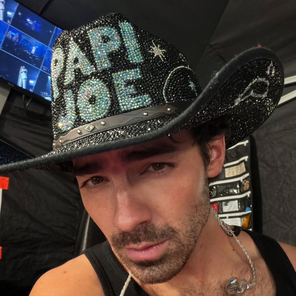 Joe Jonas, Dezember 2025