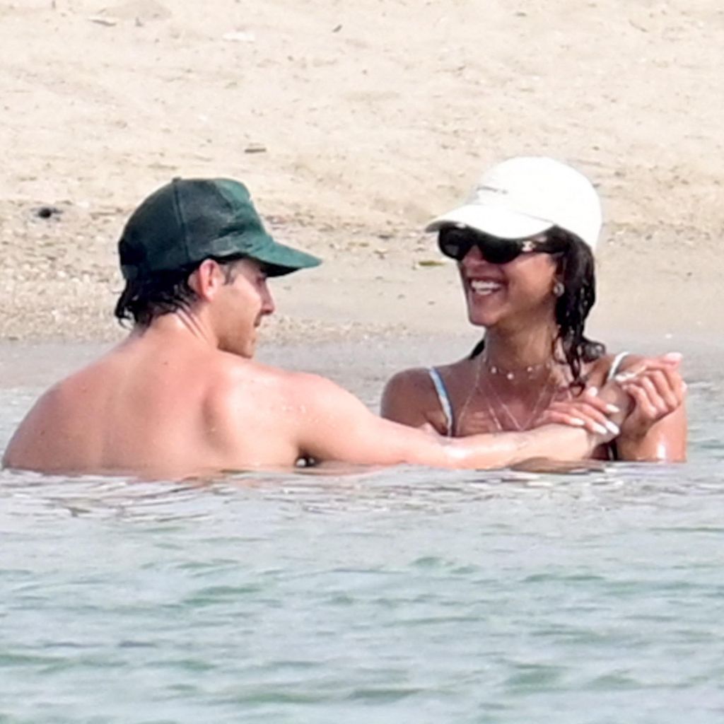 Joe Jonas und eine unbekannte Dame